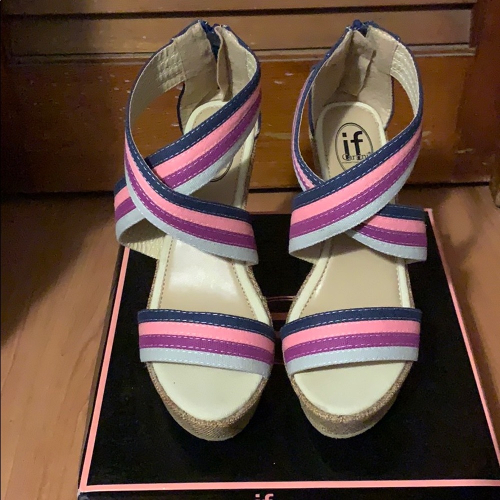 Multi Color Wedges